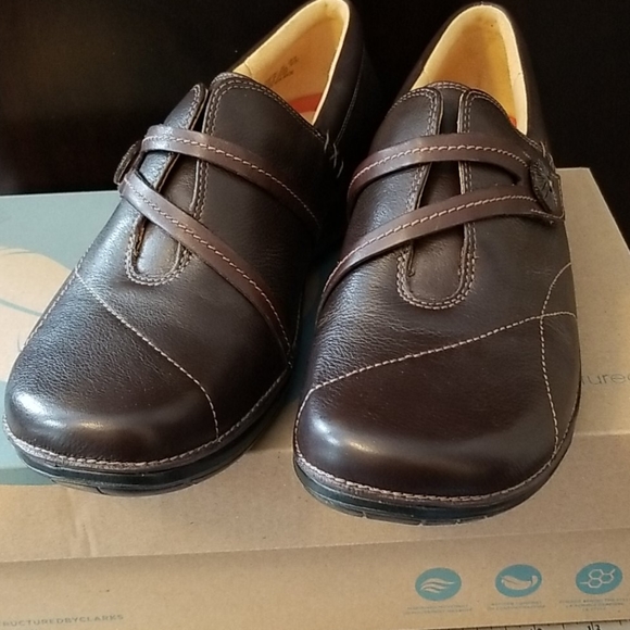 NWT Clarks Women's size 9 Wide Brown Loafers - Picture 7 of 12